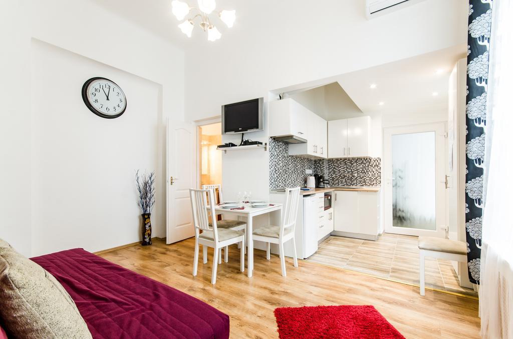 Like Home - City Center - Style Apartment Boedapest Buitenkant foto
