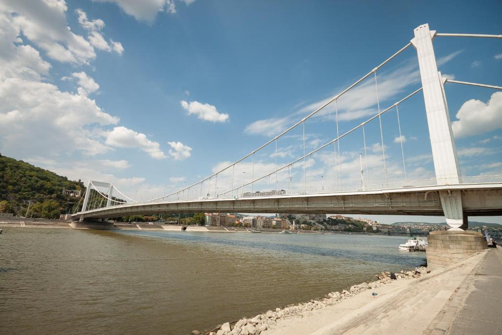 Like Home - City Center - Style Apartment Boedapest Buitenkant foto