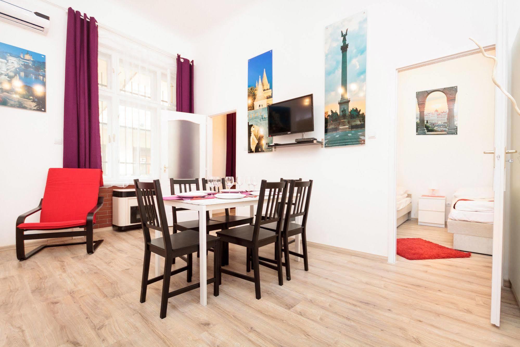 Like Home - City Center - Style Apartment Boedapest Buitenkant foto