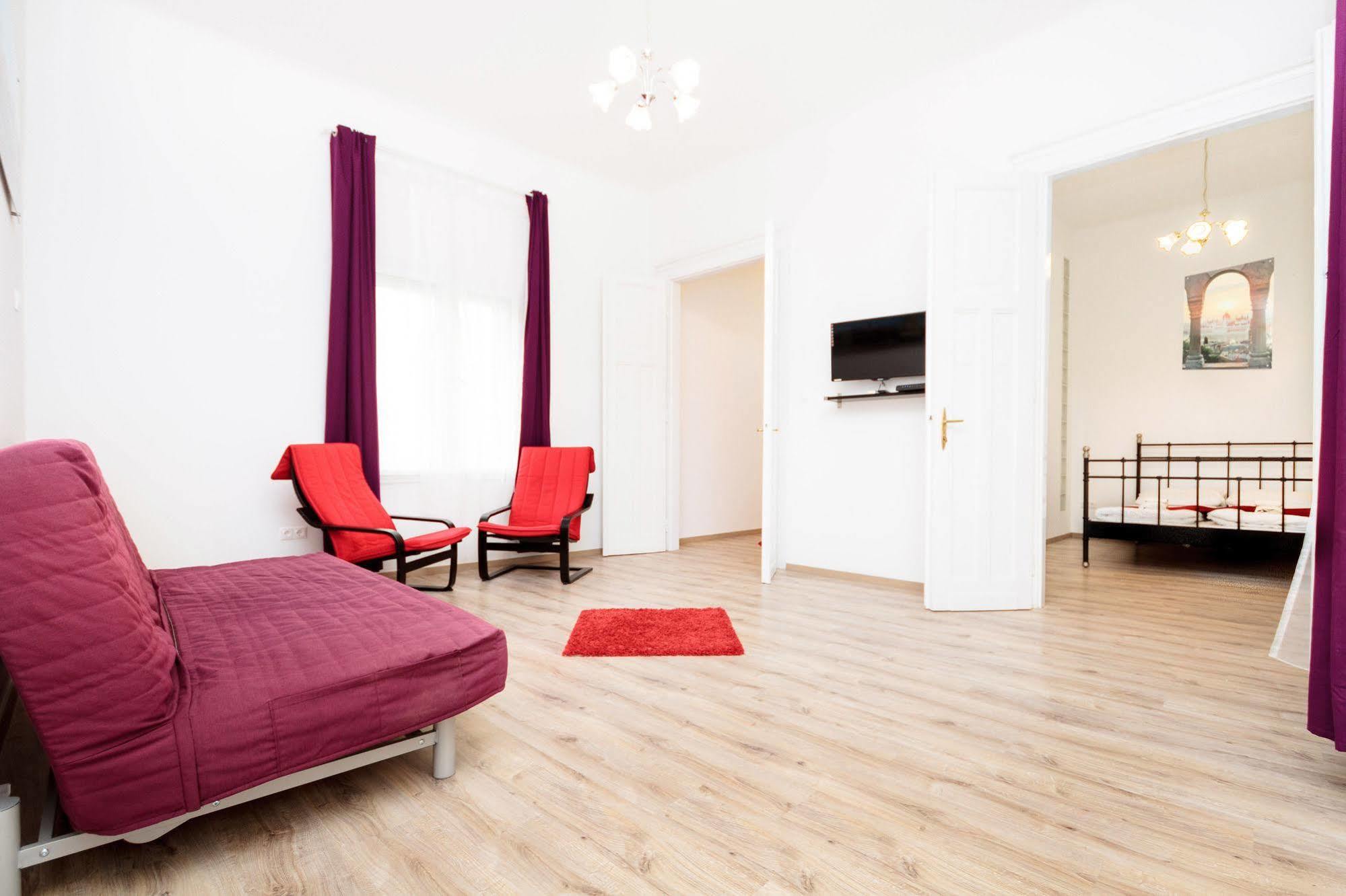 Like Home - City Center - Style Apartment Boedapest Buitenkant foto