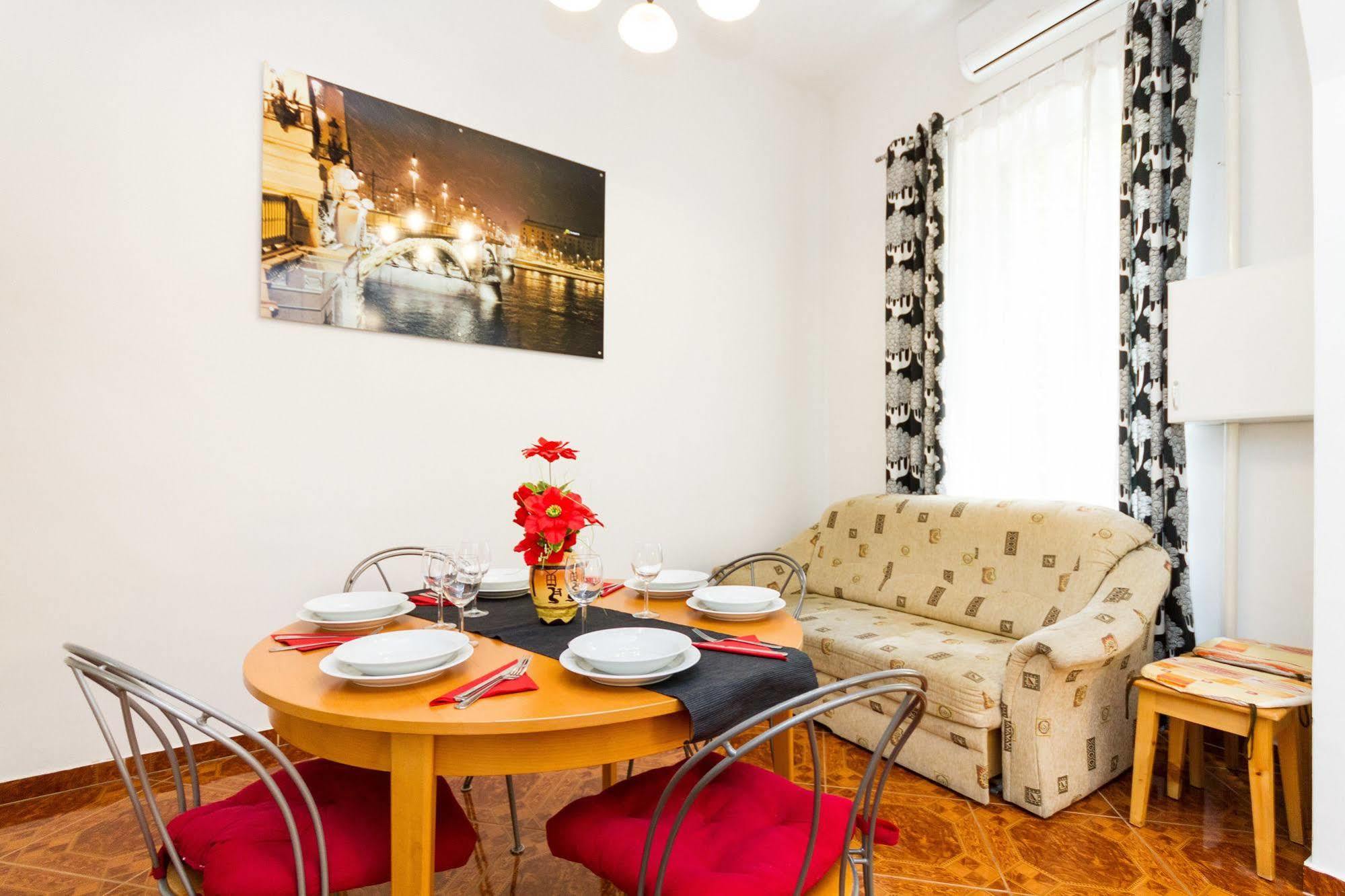 Like Home - City Center - Style Apartment Boedapest Buitenkant foto
