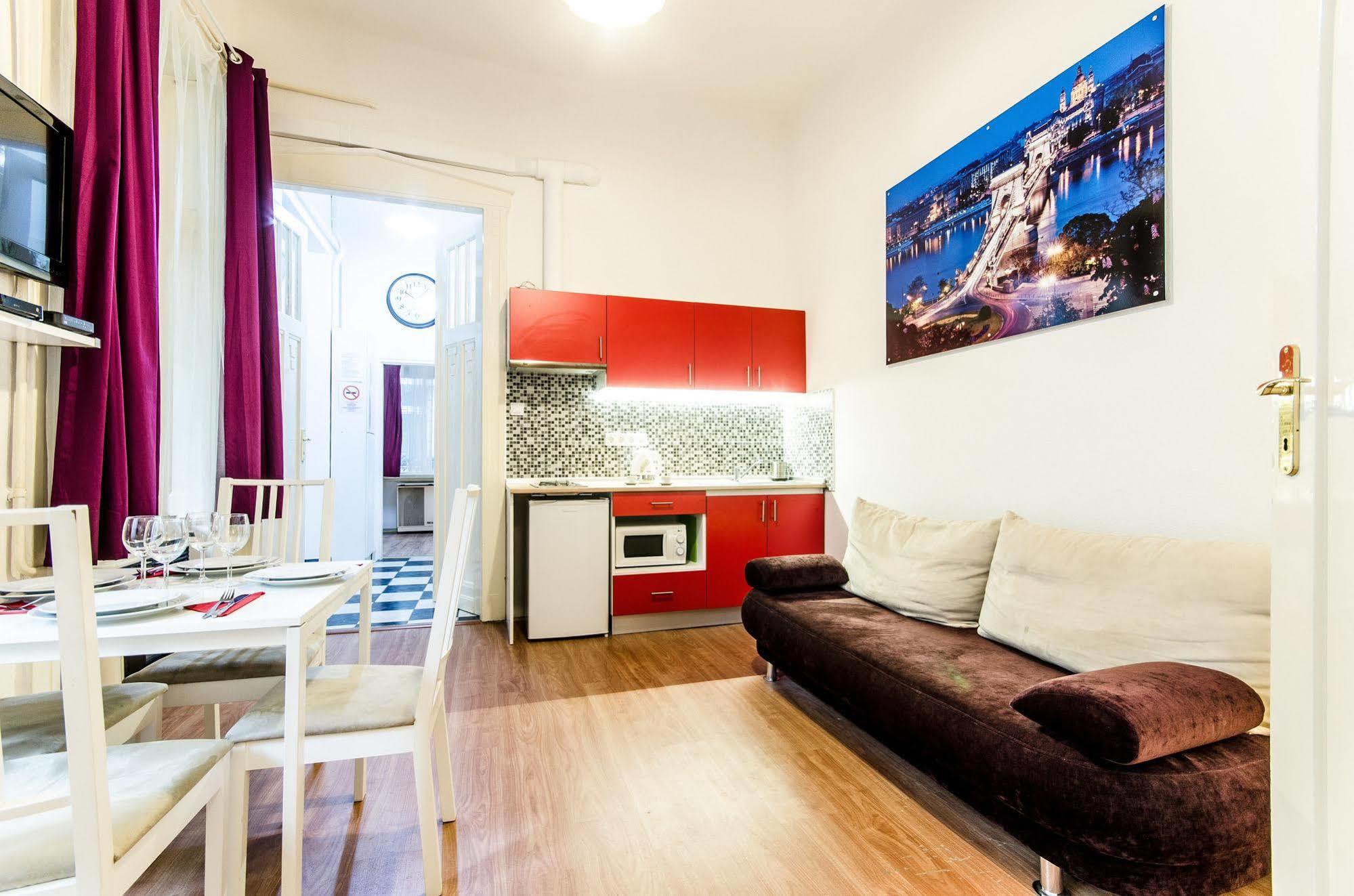 Like Home - City Center - Style Apartment Boedapest Buitenkant foto