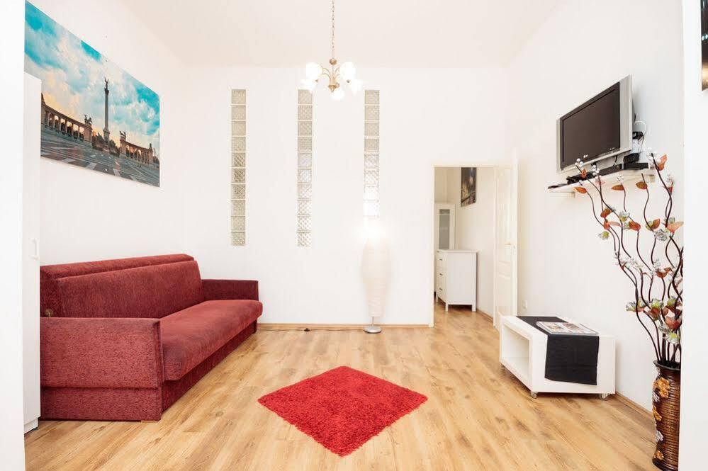 Like Home - City Center - Style Apartment Boedapest Buitenkant foto