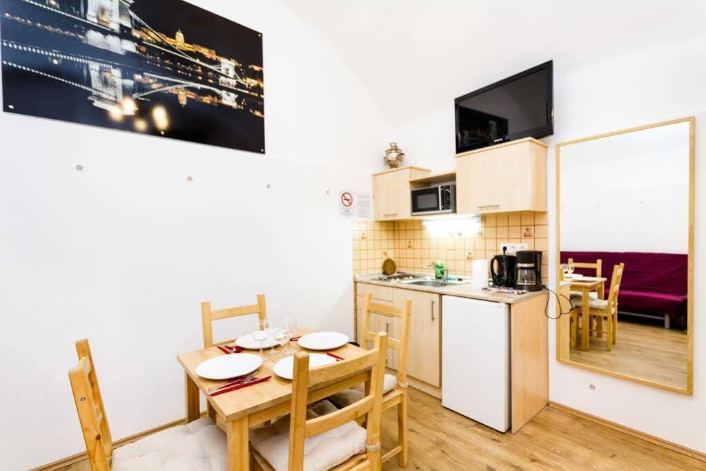 Like Home - City Center - Style Apartment Boedapest Buitenkant foto